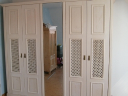 Schrank